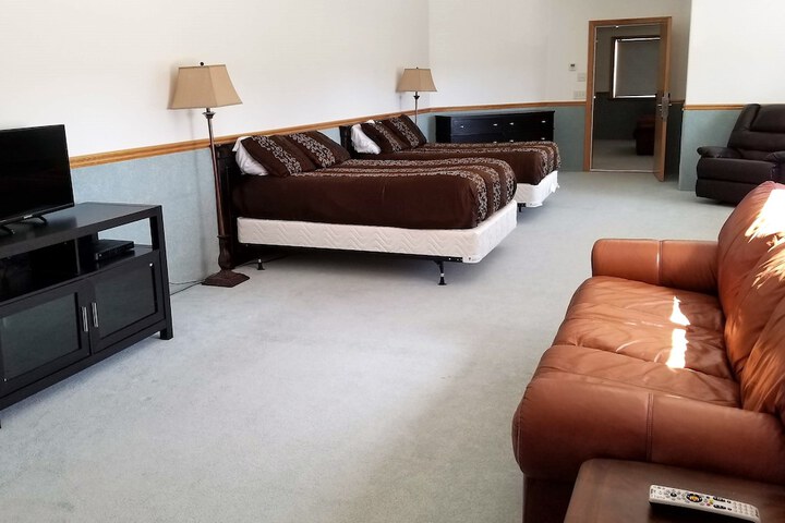 Room 16 of 71