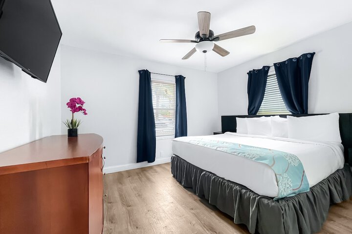 Room 52 of 139