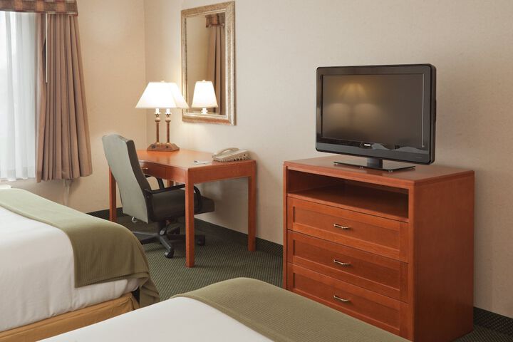 Room 18 of 71