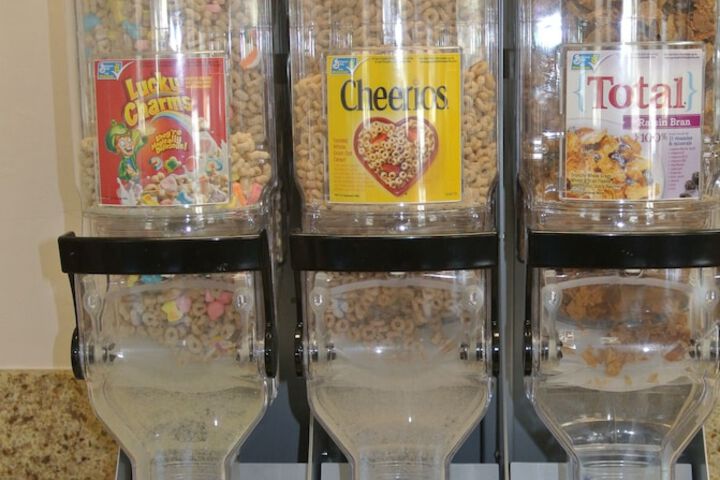 Vino Inn & Suites