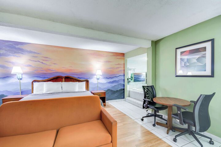 Room 21 of 35