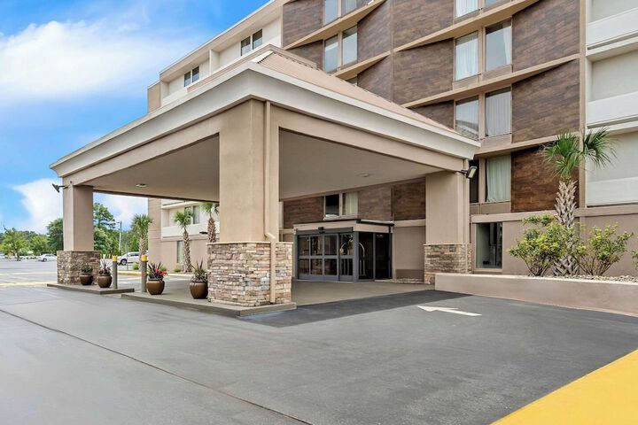 Hotel 4 of 48