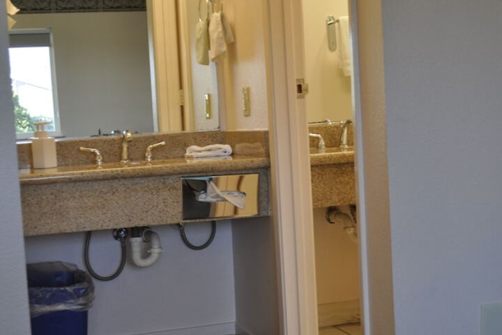 Coast Riders Inn