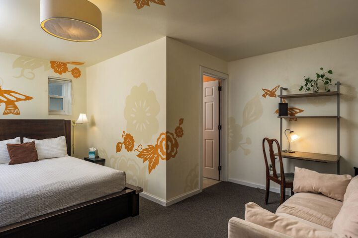 Room 52 of 139