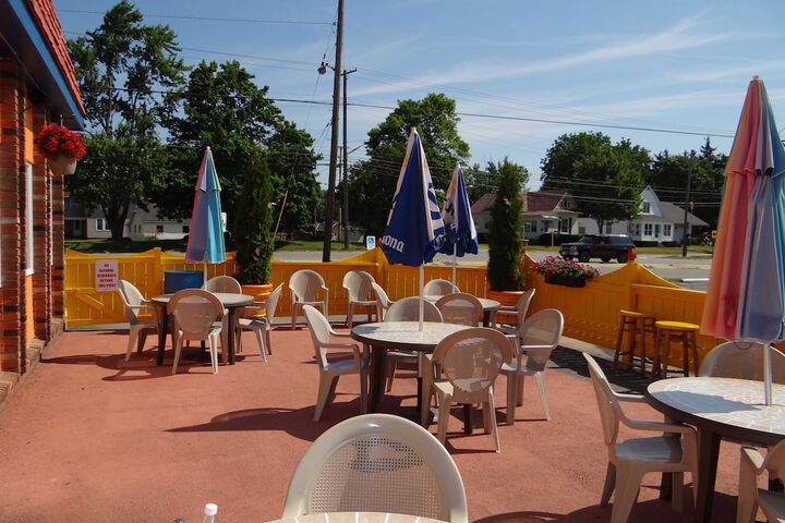 Bellevue Hotel & Suites