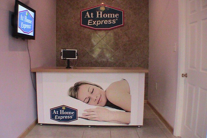 At Home Express Tangerine Inn