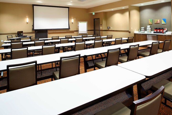 Hyatt House Denver / Lakewood at Belmar