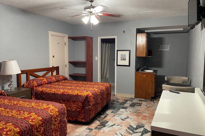 Room 19 of 24