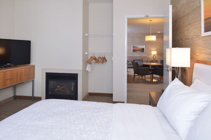 Holiday Inn Express & Suites Pocatello by IHG
