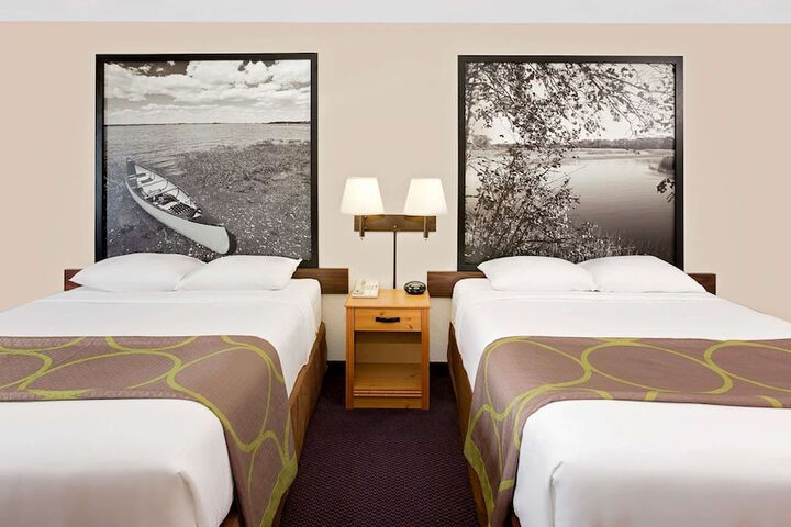Room 7 of 19