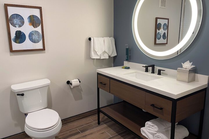 Room 32 of 105