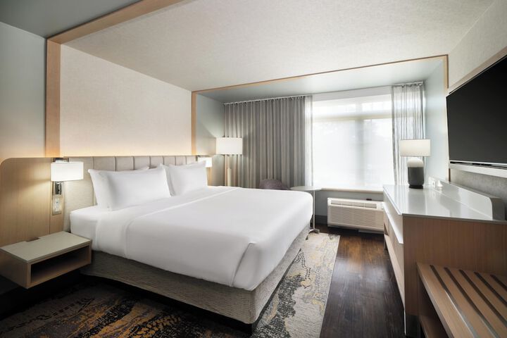 Hotel Indigo Long Island - East End by IHG