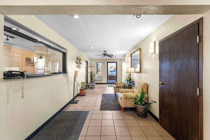 Hotel Interior 14 of 29
