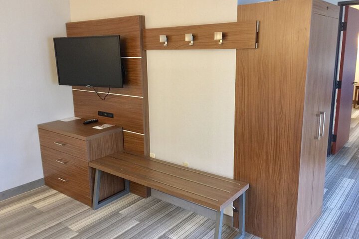 Room 21 of 39