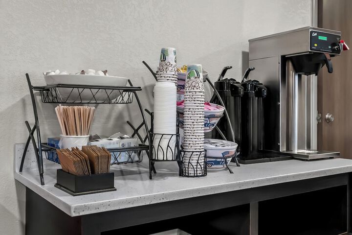 Breakfast/Coffee Service 39 of 44