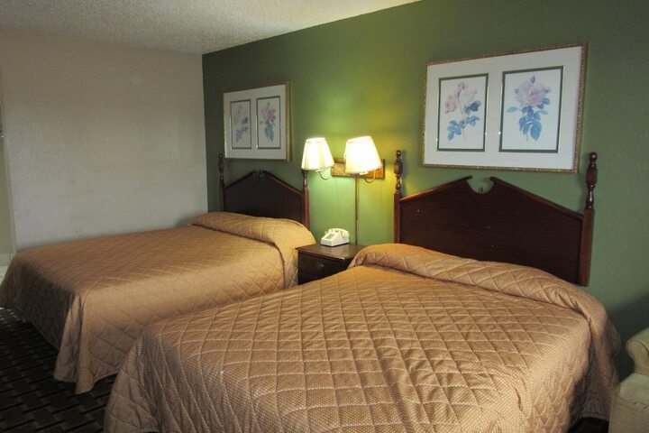 Room 30 of 37