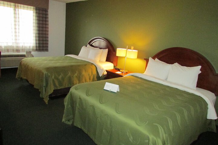 Room 35 of 59