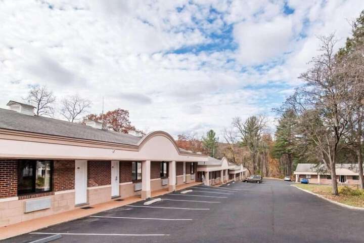 Kingston Motel