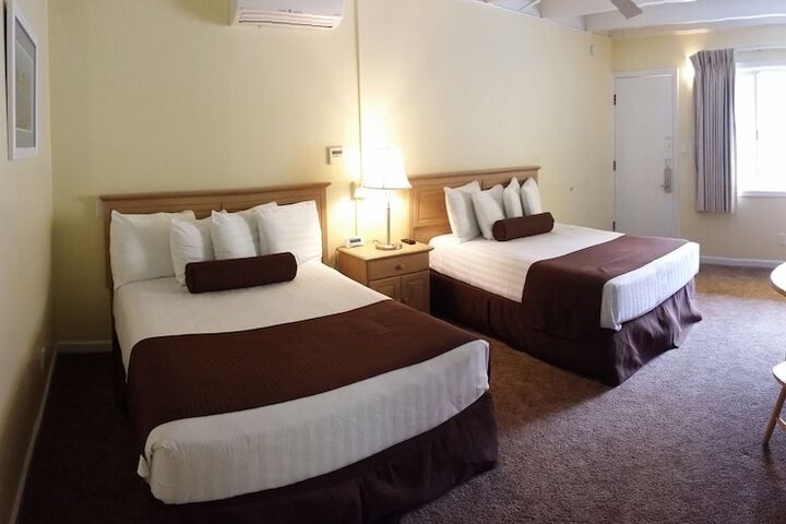Room 15 of 41