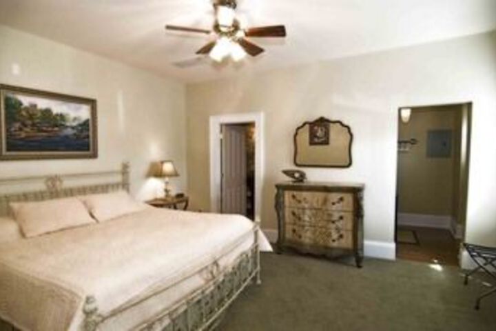 The Glendalia Boutique Hotel & Culinary Studio