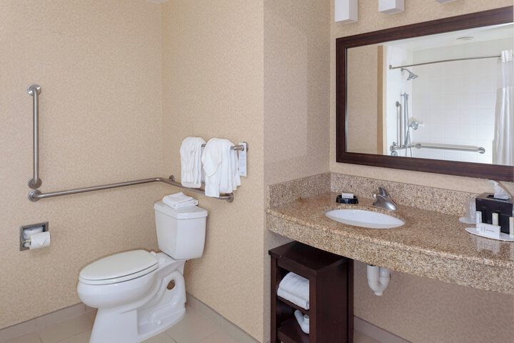 Room 18 of 29