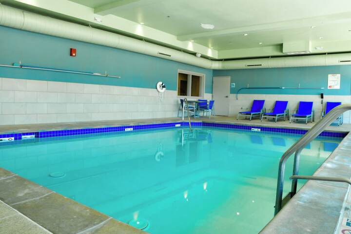 Holiday Inn Express & Suites Elko by IHG