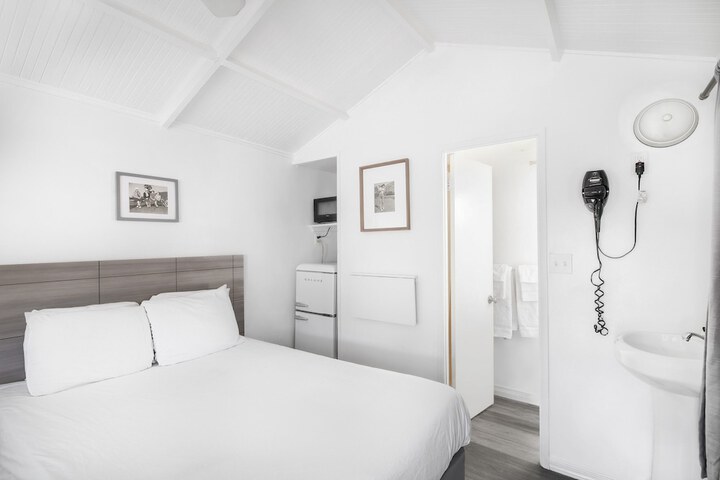Room 28 of 55