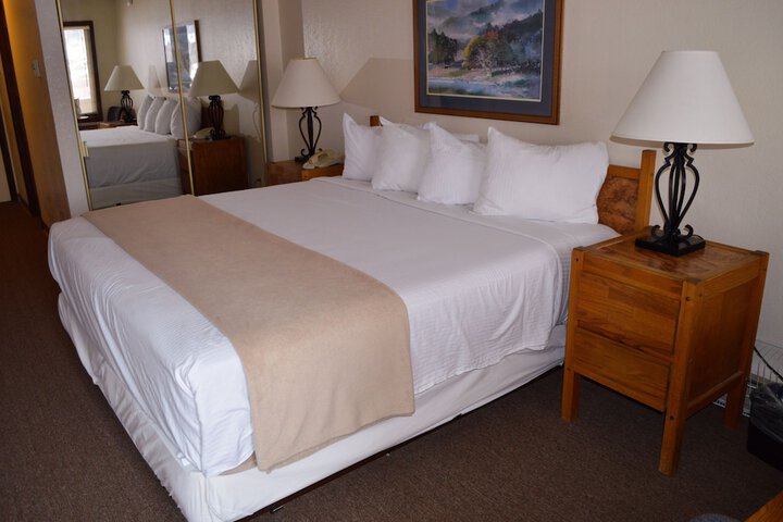Inn at SilverCreek