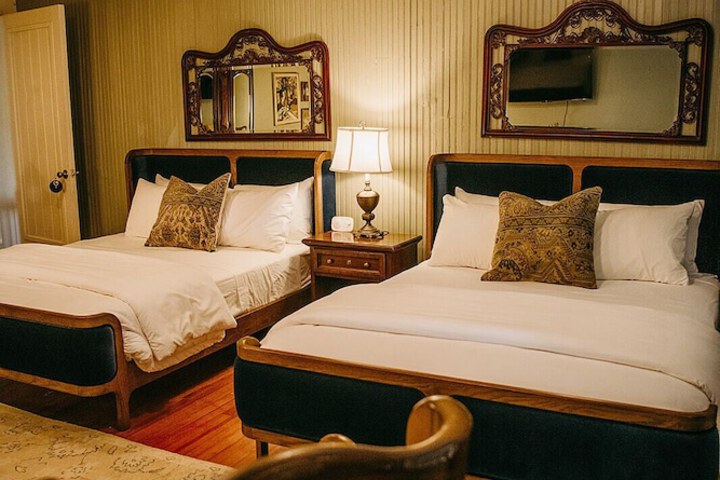 Room 49 of 82
