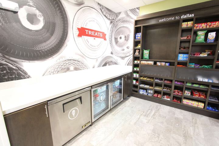 Hampton Inn & Suites Dallas Market Center