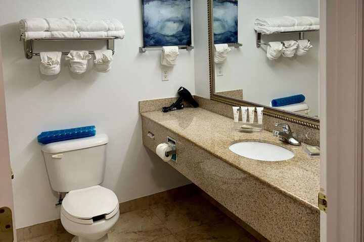 Room 18 of 23