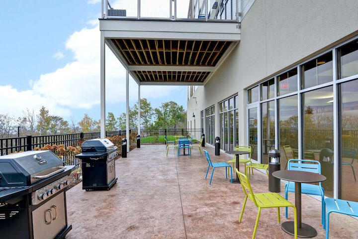 Terrace/Patio 40 of 44