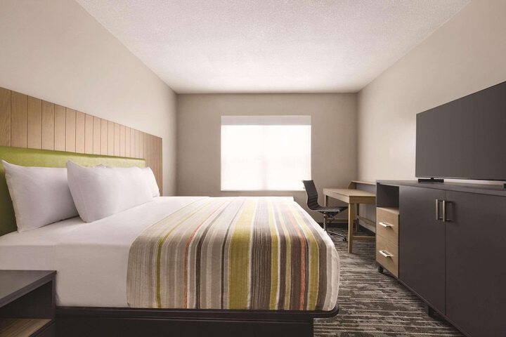 Room 8 of 21