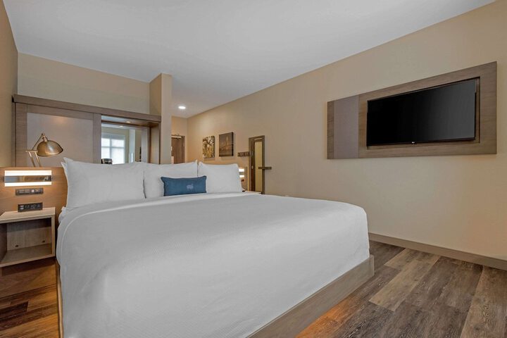 Room 45 of 110