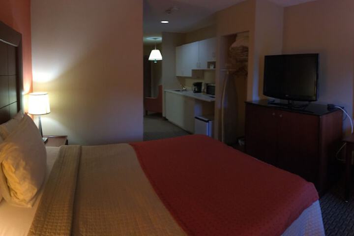 Room 10 of 41
