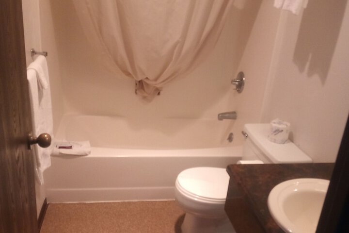 Room 14 of 32