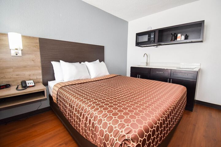 Room 20 of 72