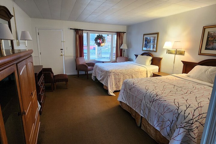 Room 18 of 37