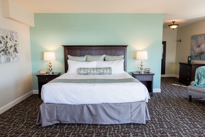 Union Bluff Hotel & Meeting House