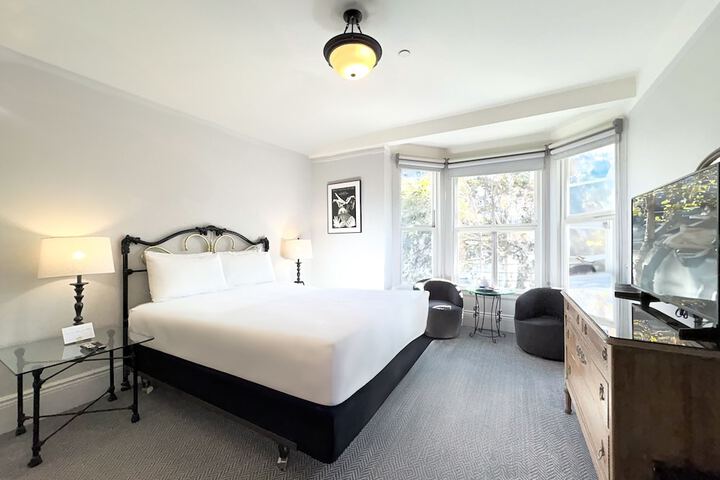 Room 18 of 31