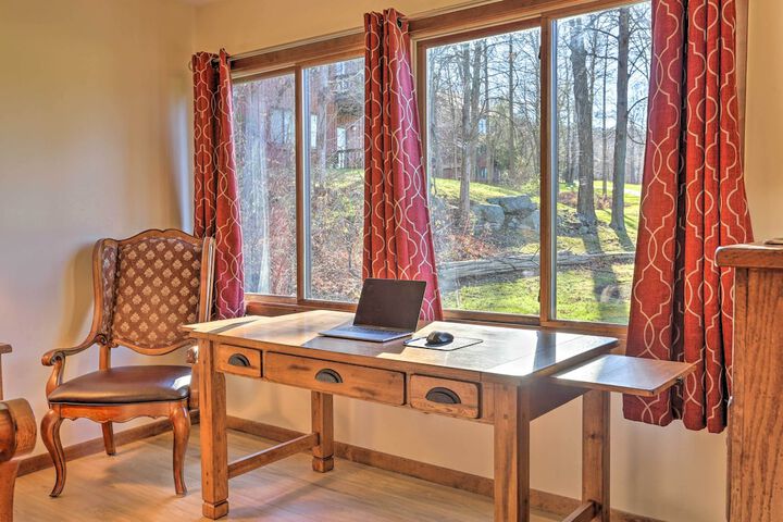 Vernon Township Condo Near Golfing + Skiing!