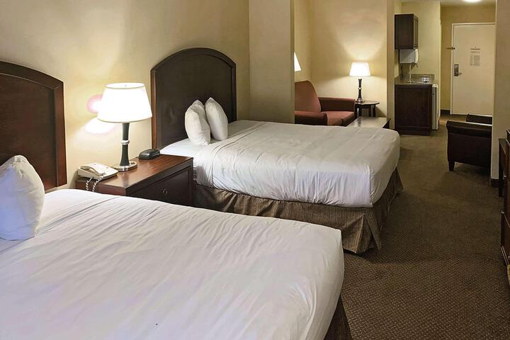 Spark by Hilton Catoosa Tulsa