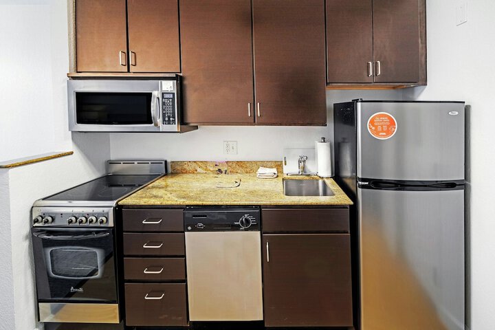 Towneplace Suites by Marriott Broken Arrow