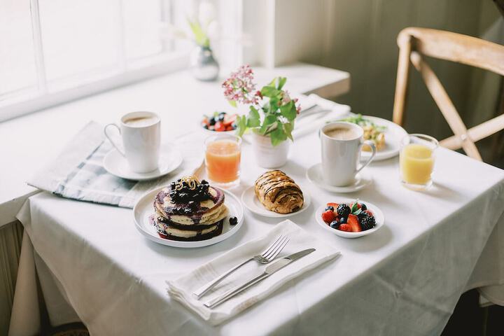 Breakfast/Coffee Service 32 of 41