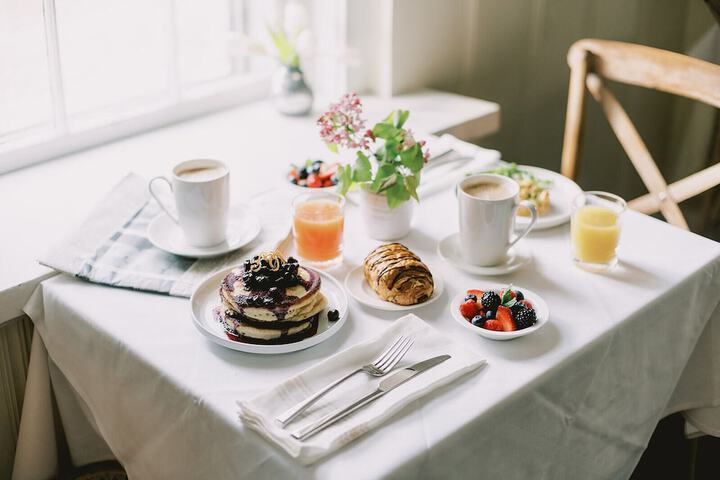 Breakfast/Coffee Service 28 of 41