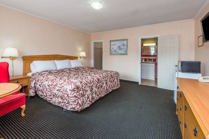 Room 13 of 13