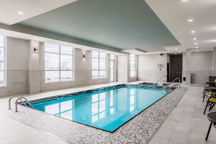 Hyatt House Winnipeg-South / Outlet Collection