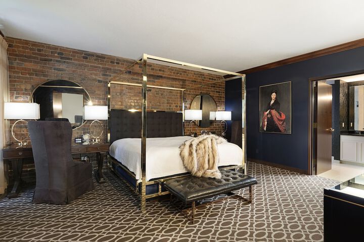 Des Lux Hotel