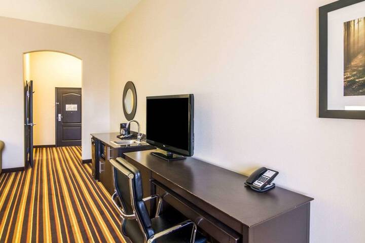 Room 19 of 47