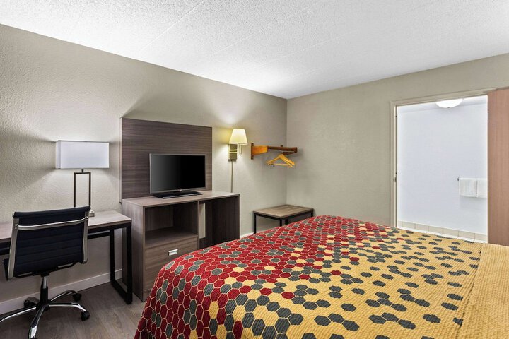 Econo Lodge Willowbrook
